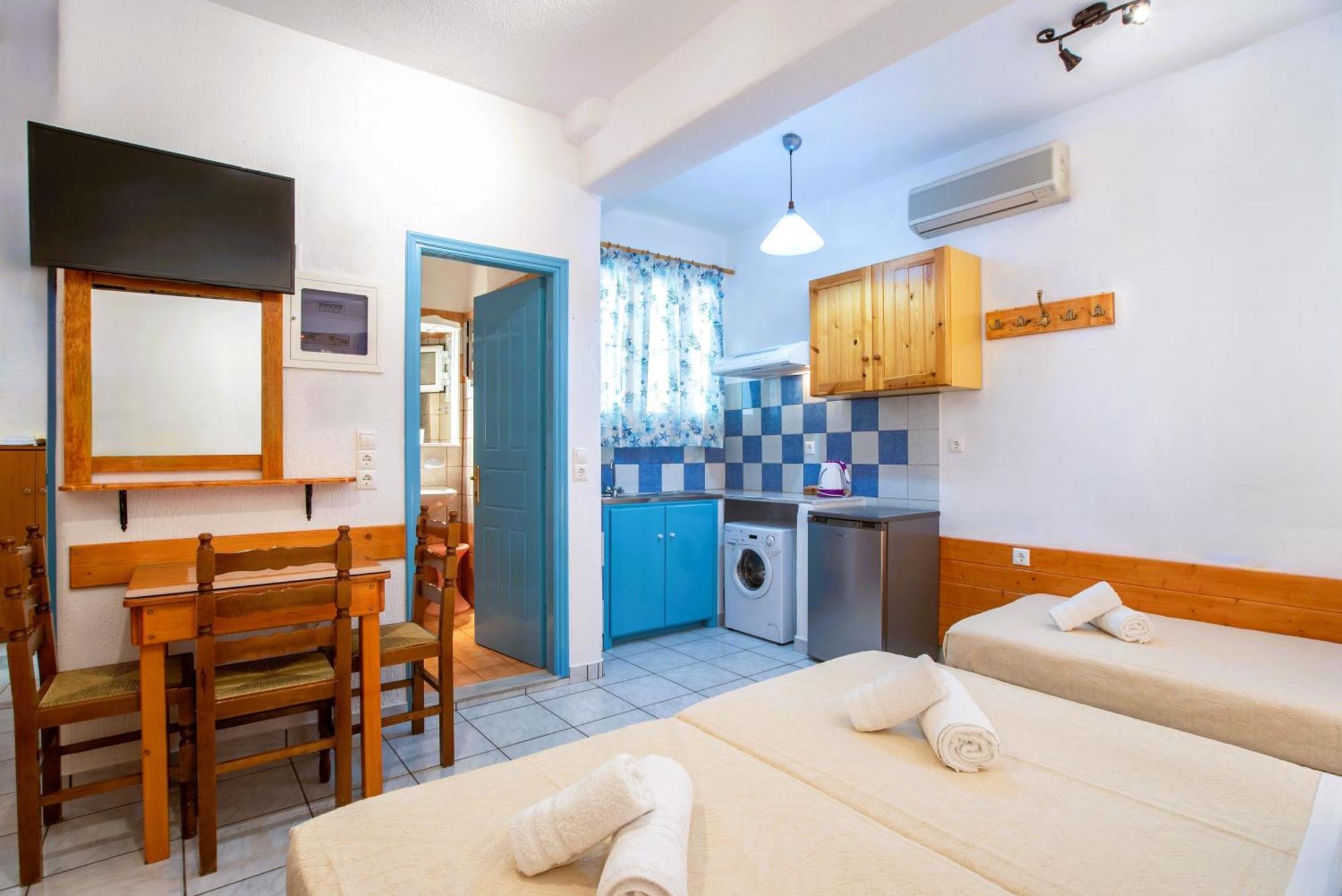 פארוס Kontaratos Studios & Apartments מראה חיצוני תמונה