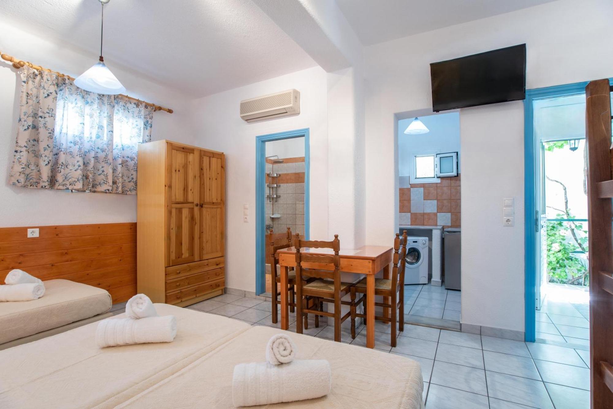 פארוס Kontaratos Studios & Apartments מראה חיצוני תמונה