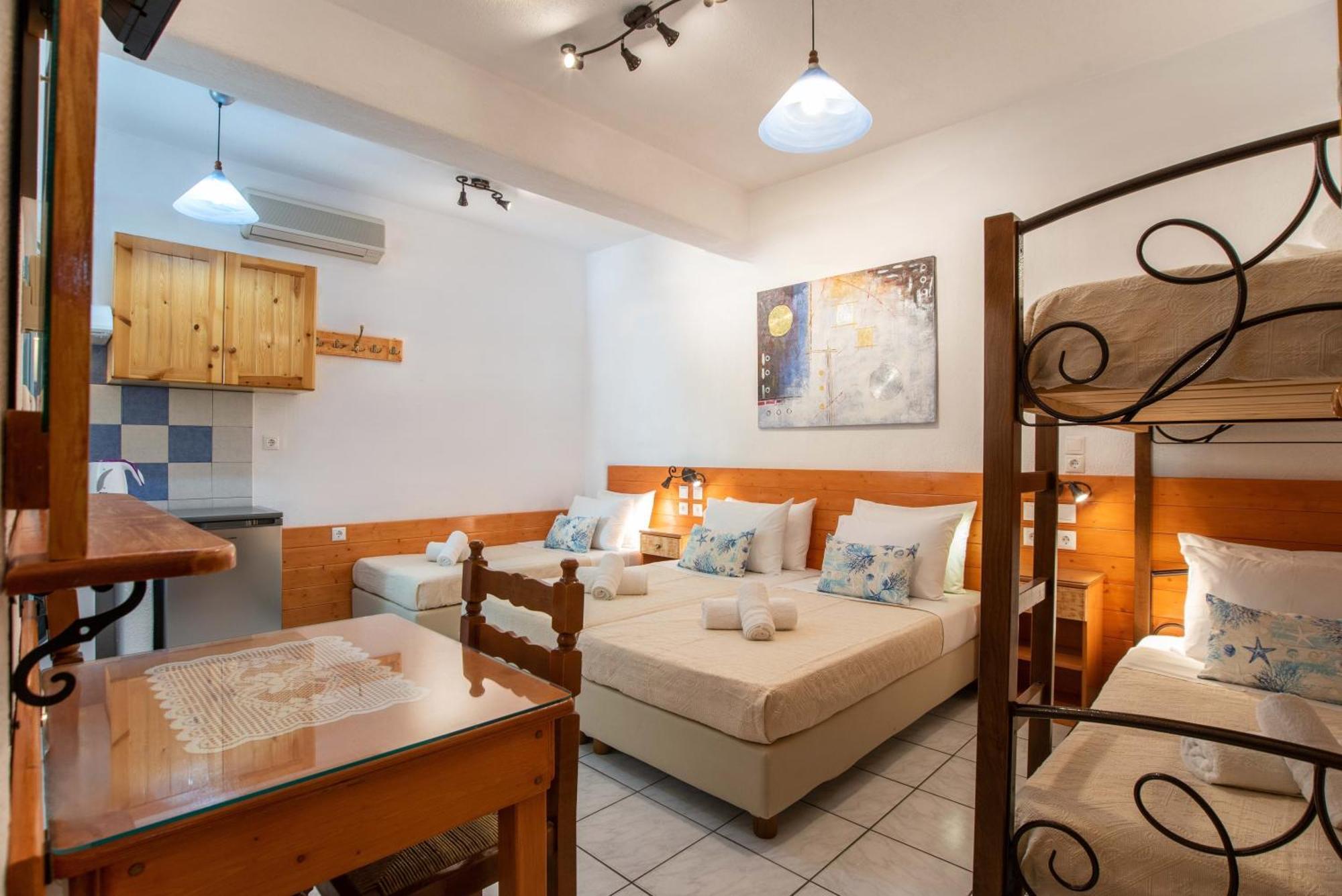 פארוס Kontaratos Studios & Apartments מראה חיצוני תמונה