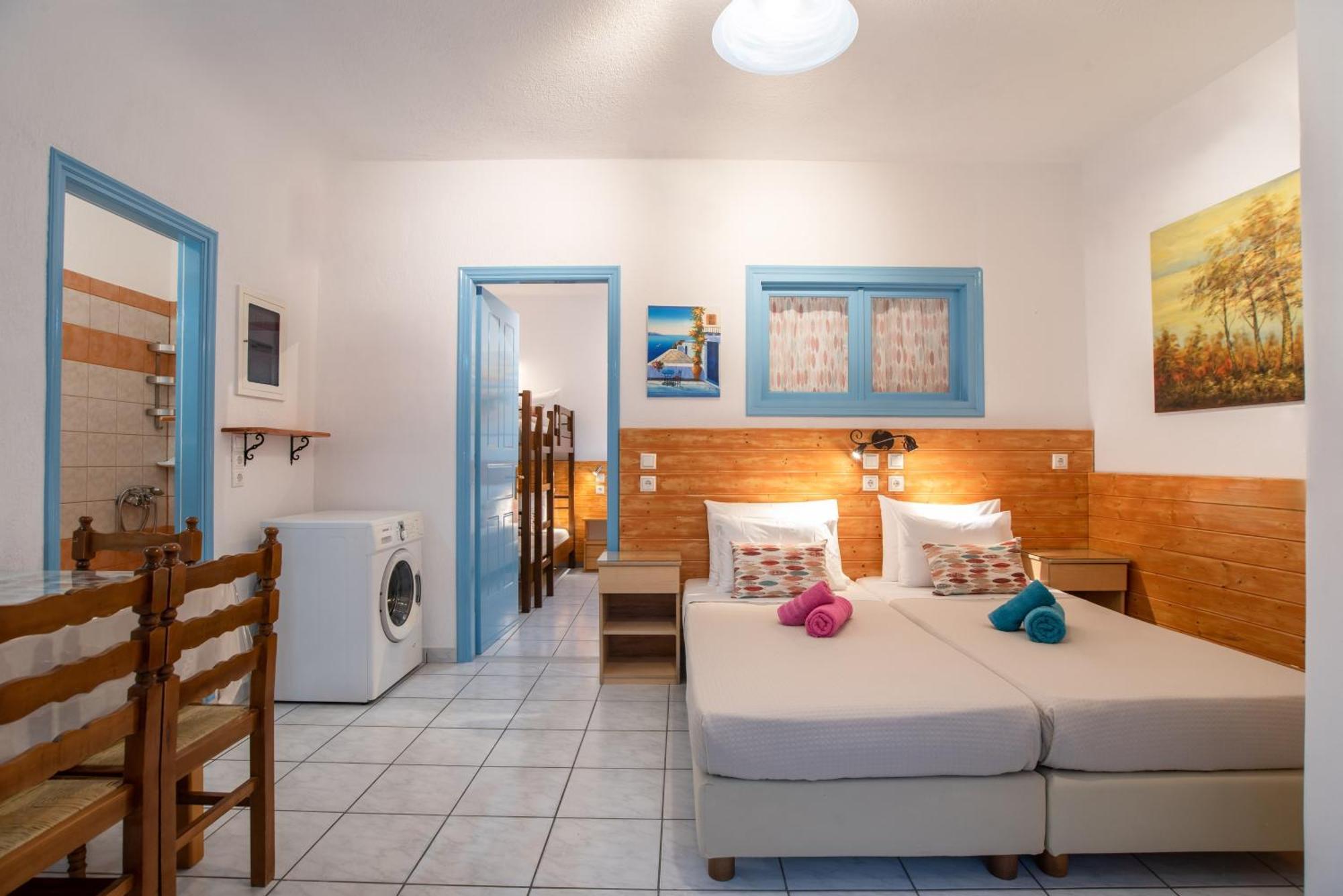 פארוס Kontaratos Studios & Apartments מראה חיצוני תמונה