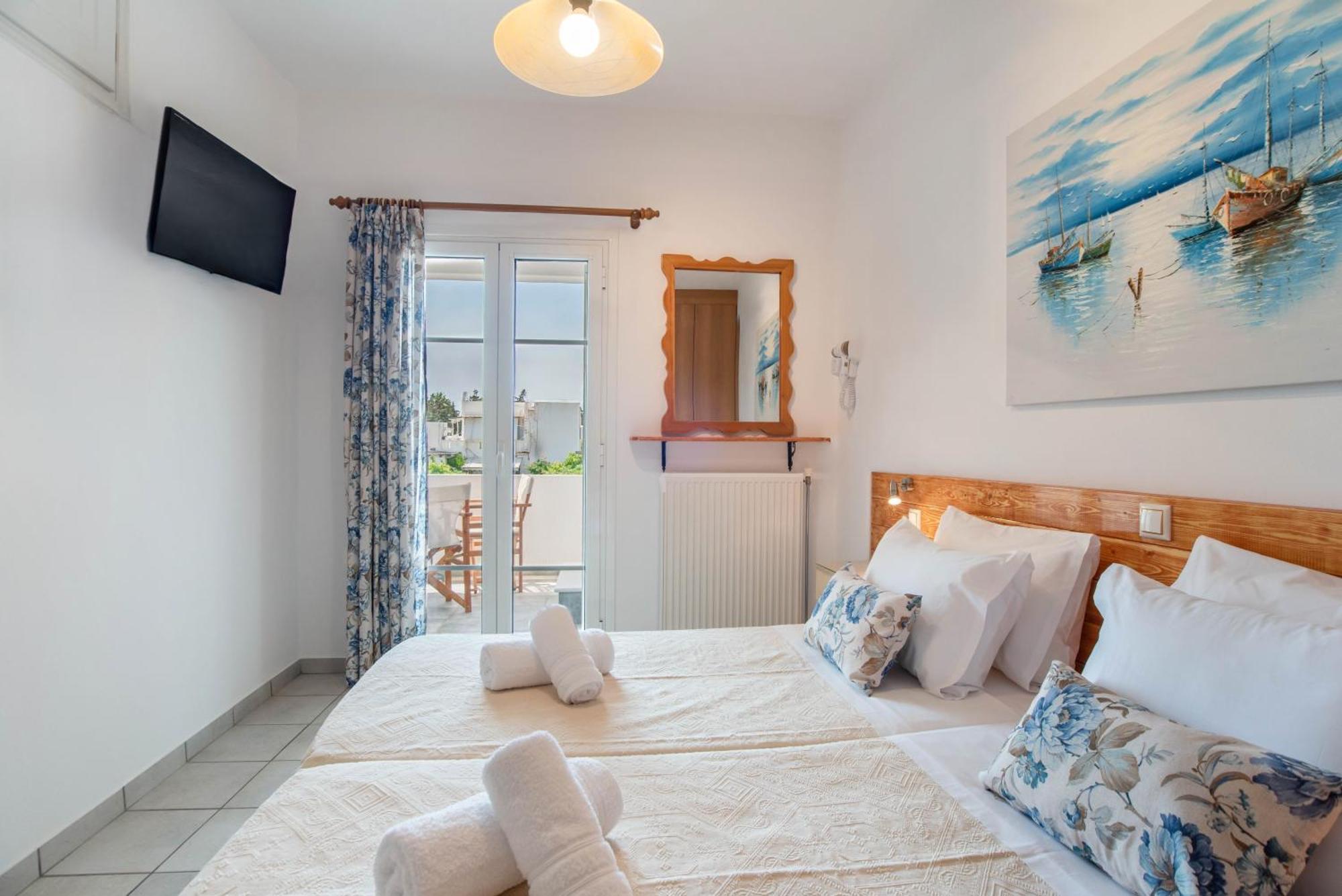 פארוס Kontaratos Studios & Apartments מראה חיצוני תמונה