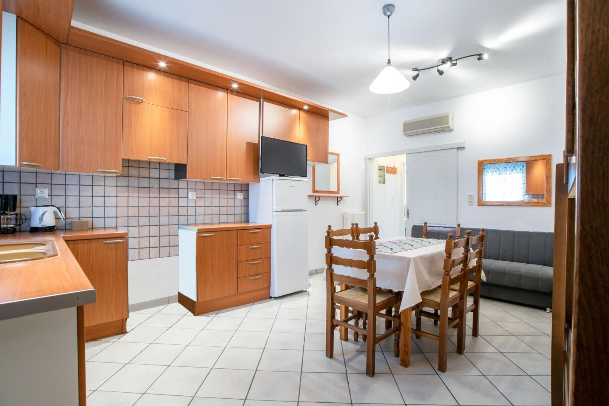 פארוס Kontaratos Studios & Apartments מראה חיצוני תמונה